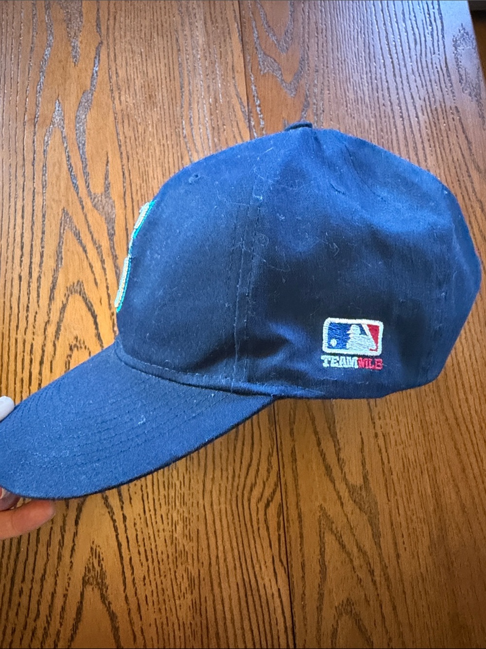 Seattle Mariners Baseball Cap - Picture 2 of 4